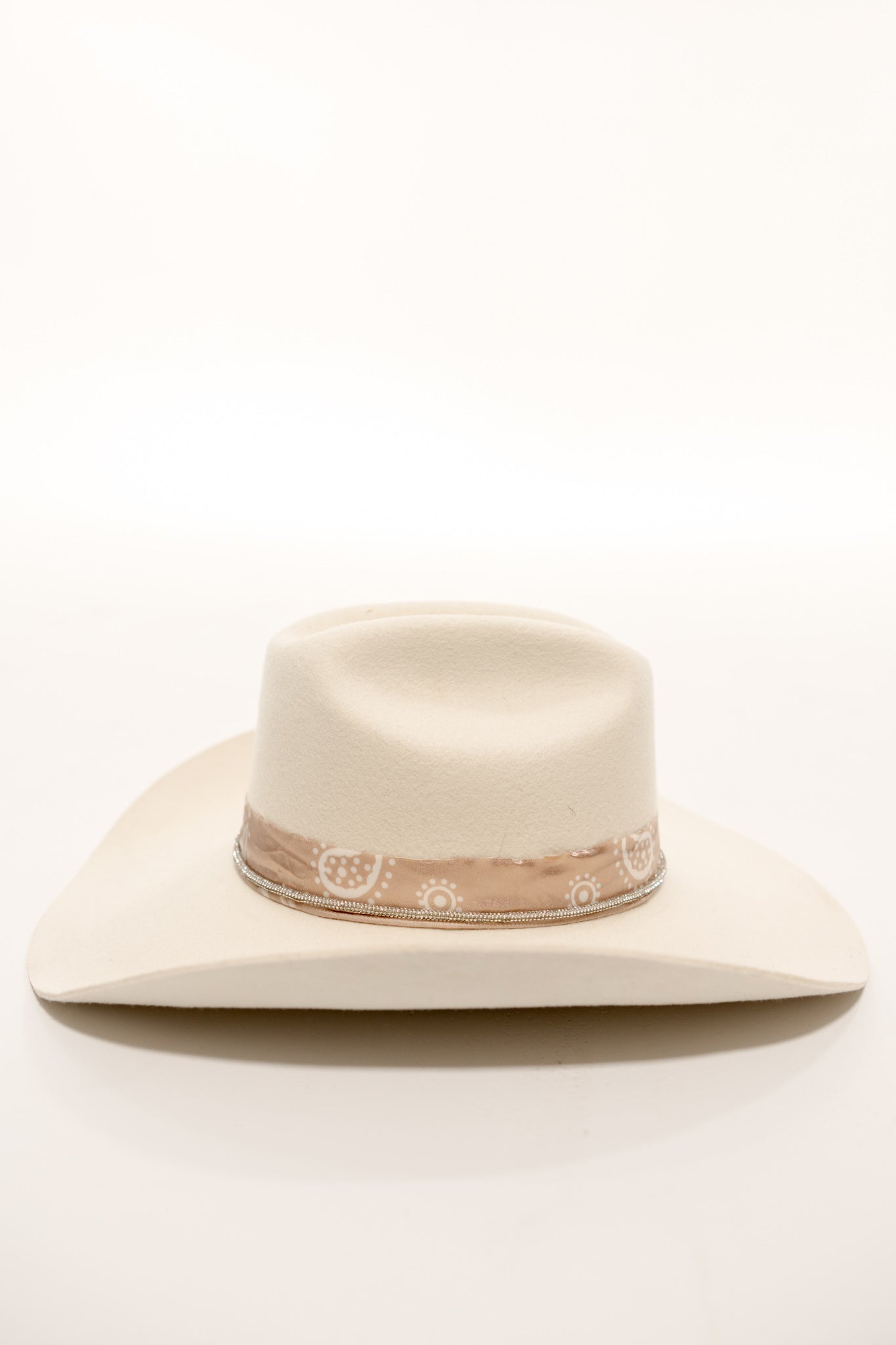 Womens Pearl Pre-Made