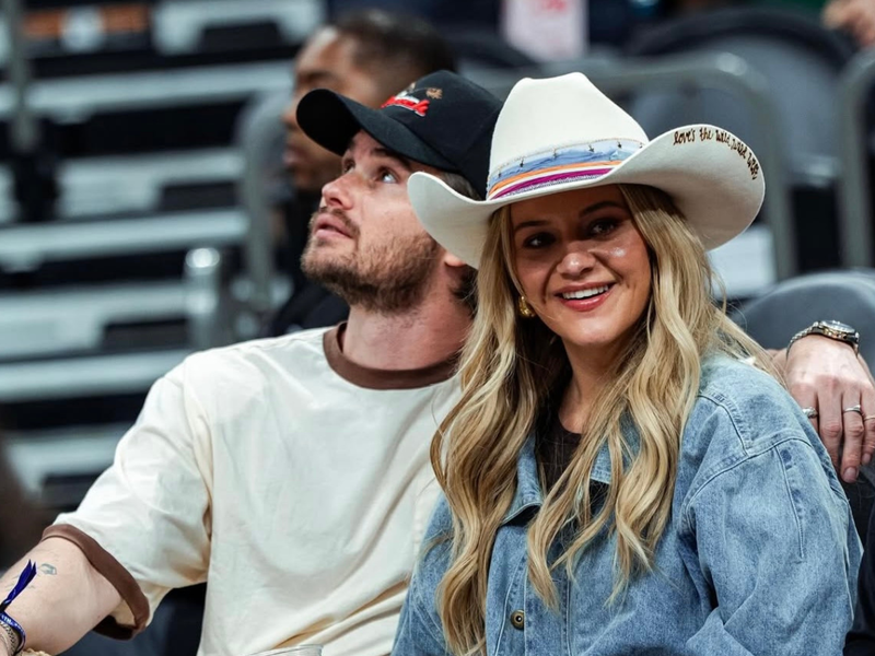Award-winning country artist Kelsea Ballerini wearing a custom Rancher Hat that reflects her effortless blend of modern fashion and country root