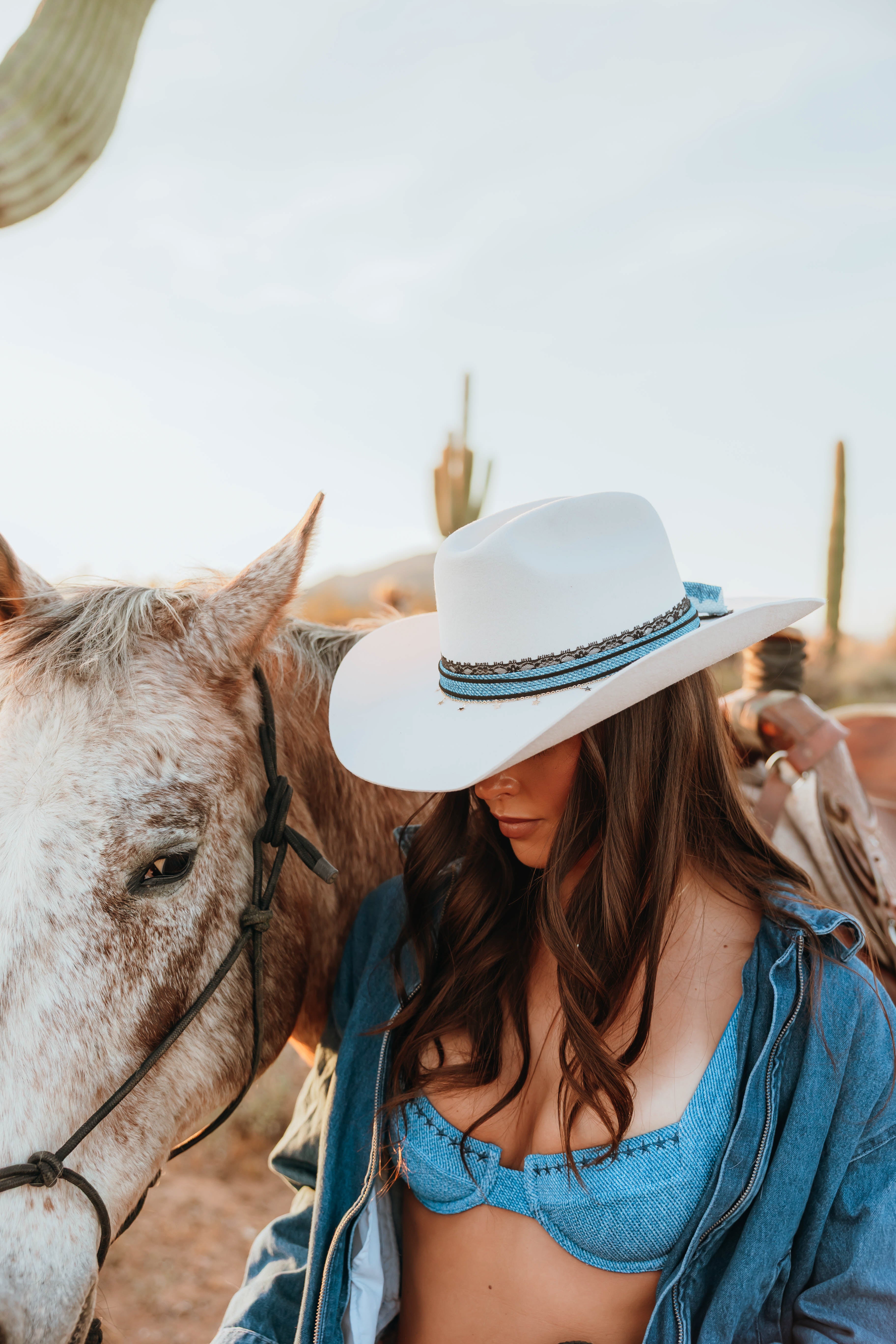 Vetchy White Cowboy Hat
