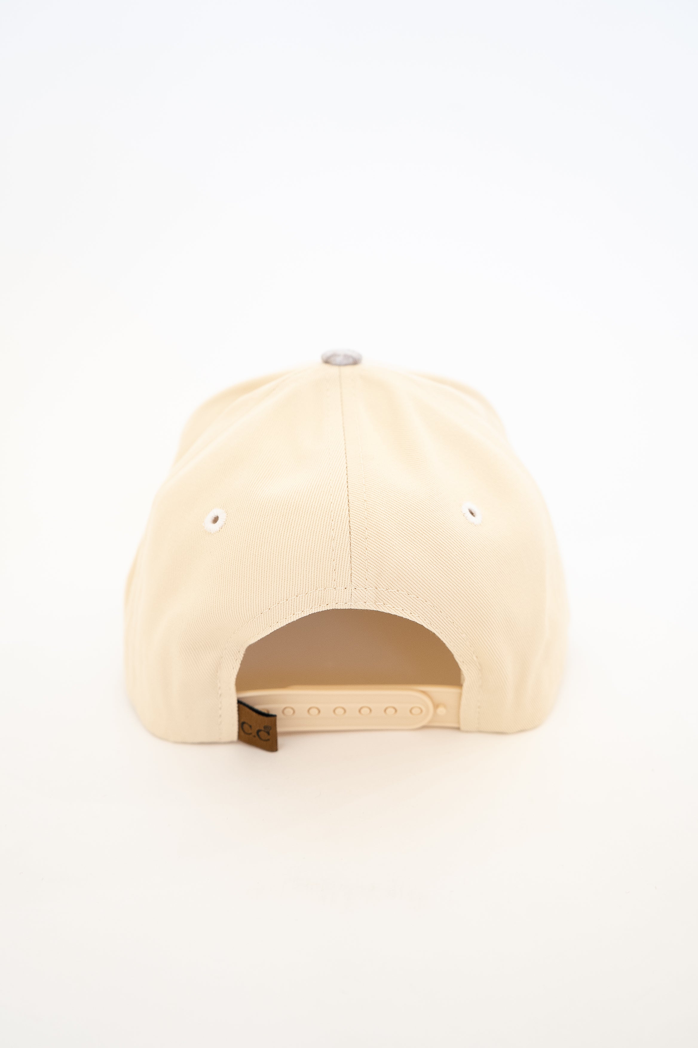 #color_white camo